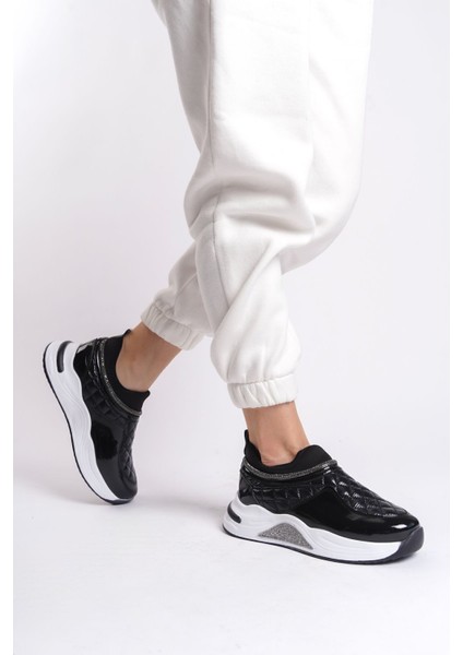 Beyaz Parlak Bağcıklı Taş Detaylı Yumuşak Tekstil Rahat Günlük Sneaker Kadın Spor Yürüyüş Ayakkabısı modelleri