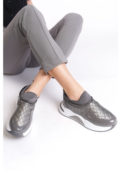 Krem Parlak Bağcıklı Taş Detaylı Yumuşak Tekstil Rahat Günlük Sneaker Kadın Spor Yürüyüş Ayakkabısı