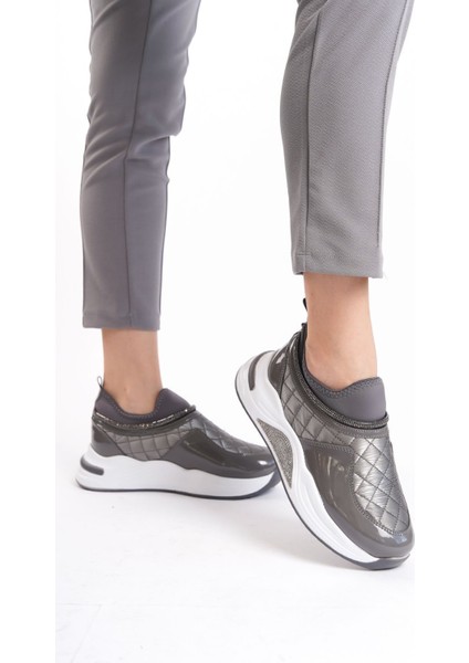 Krem Parlak Bağcıklı Taş Detaylı Yumuşak Tekstil Rahat Günlük Sneaker Kadın Spor Yürüyüş Ayakkabısı modelleri