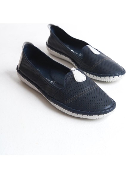 Kadın Deri Babet Düz Rahat Taban Dikiş Detaylı Tam Kalıp Ayakkabı fırsatları
