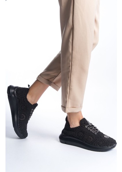 Siyah Parlak Taş Şeritli Kapitone Desenli Yumuşak Rahat Yüksek Tabanlı Sneaker Kadın Spor Ayakkabı fırsatları
