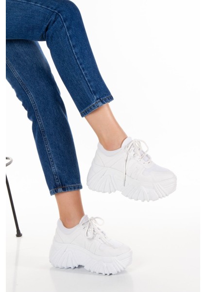 Beyaz Turuncu Gümüş Renk Detaylı Günlük Kadın Sneaker Spor Ayakkabı