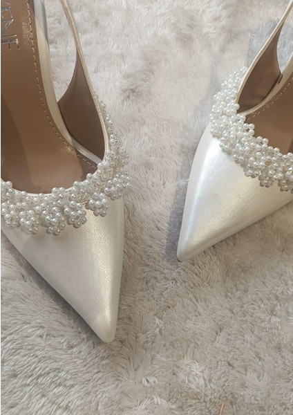 Coco Inci Taç Detaylı Siviri Burun 8 cm Ince Topuklu Gelin Ayakkabısı indirimleri