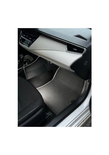 Toyota Corolla Sedan 2018/2024 Eva Paspas Takımı (Siyah+Gri) modelleri
