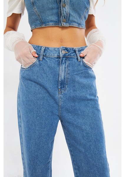 Buz Mavisi Yüksek Bel Wide Leg Geniş Yırtmaçlı Paça Jean
