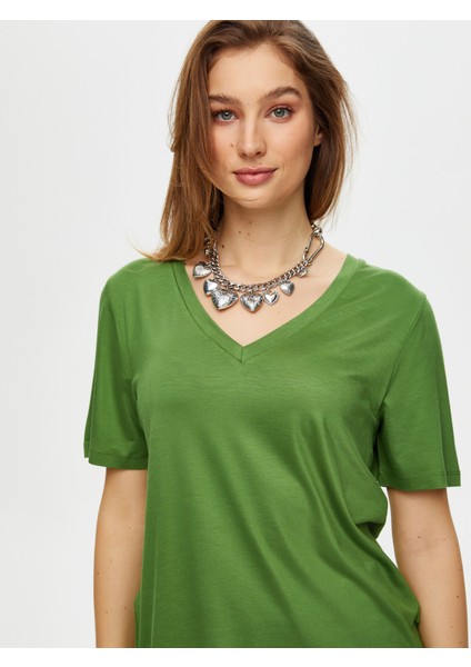 V Yaka Kısa Kol T-Shirt S25TSH001