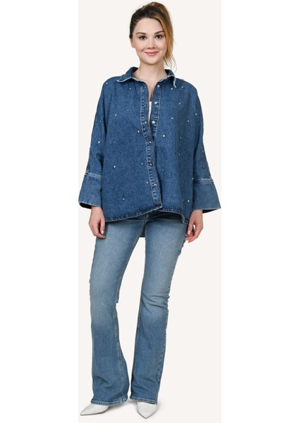 Kadın Yüksek Bel Flare Paça Mavi Kot Pantolon - Rahat ve Şık Denim