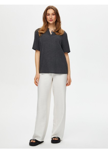 Polo Yaka Kendinden Dokulu Kısa Kol T-Shirt S25TSH054