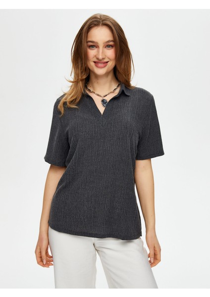 Polo Yaka Kendinden Dokulu Kısa Kol T-Shirt S25TSH054 fiyatları