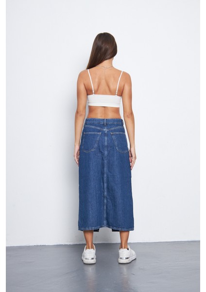 Mavi Önden Yırtmaçlı Midi Boy Denim Etek