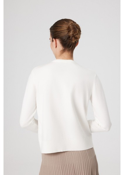 Ekru Düğme Detaylı Kadın Hırka fırsatları