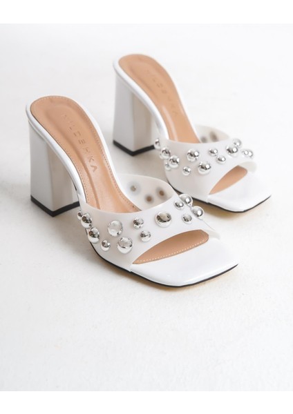 Starling Beyaz Rugan Şeffaf Troklu Kadın Terlik