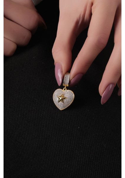 925 Ayar Gümüş, Gold Kaplamalı Zirkon Taşlı Kalp Içersinde Yıldız Tasarımı Charm, Kolye Ucu