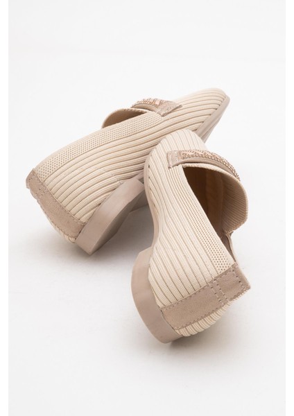 Kadın Tokalı Triko Ayakkabı Bej fırsatları