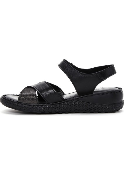 Kadın Siyah Bilekten Bantlı Deri Comfort Sandalet 25SFD320618