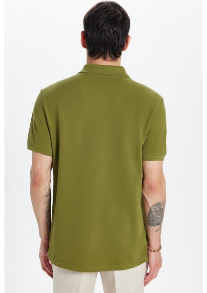 Erkek Slim Fit Dar Kesim %100 Pamuk Haki Polo Yaka Tişört indirimleri