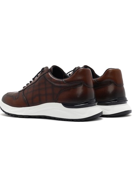 Erkek Kahverengi Kroko Desenli Bağcıklı Deri Sneaker 25SFD692318