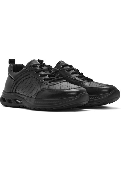 Erkek Siyah Bağcıklı Deri Sneaker 25SFD692118