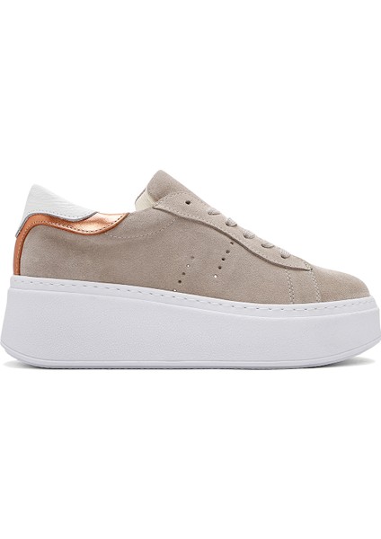 Kadın Bej Bağcıklı Kalın Tabanlı Süet Deri Sneaker 25SFD371510