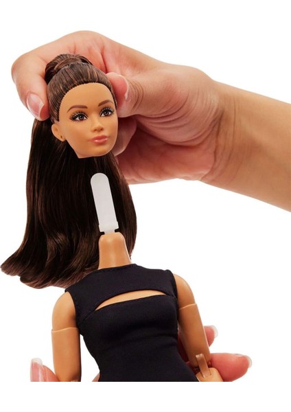 JBH73 Barbie Basics Ikonik Koleksiyon Bebekler - Siyahi