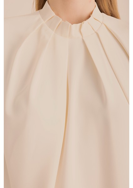 Pile Detaylı Dokuma Kolsuz Bluz modelleri