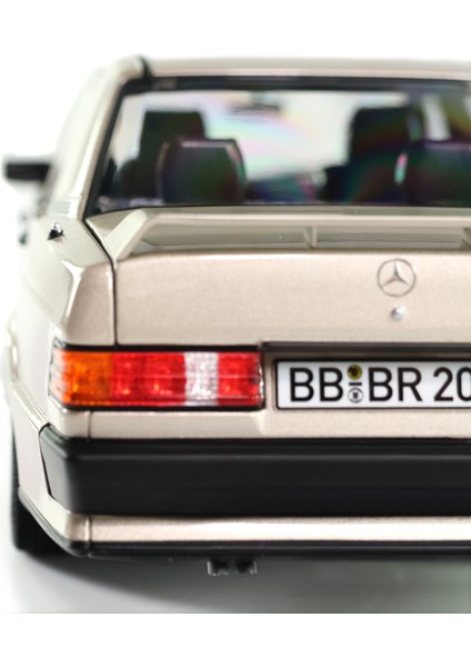 Orjinal Mercedes-Benz Diecast 1:18 1986 190 E 2.3-16 W201 Sertifikalı