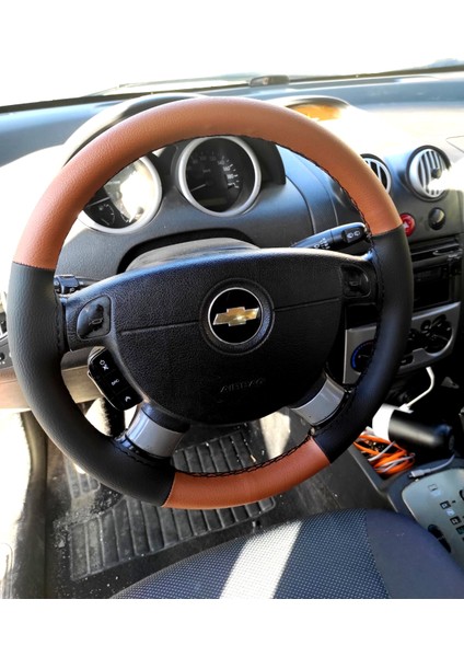 Dikişli Direksiyon Kılıfı Taba Deri Siyah Deri Siyah Dikişli Chevrolet Aveo Için fiyatları