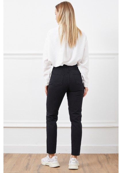 Siyah Kadın Mom Jean Yüksek Bel Düz Paça Kot Pantolon %100 Pamuklu indirimleri