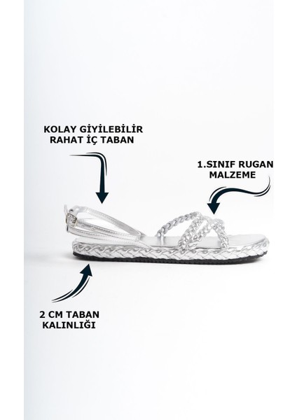 Kadın Üç Burgu Desen Şeritli Parlak Gümüş Rahat Alçak Düz Taban Yazlık Kadın Sandalet Terlik fiyatları