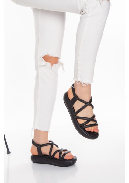 Siyah Yumuşak Taban Lastikli Ince Puf Şeritli Bayan Yazlık Sandalet modelleri