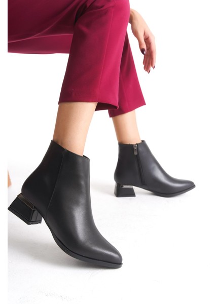 Kısa Topuklu Fermuarlı Sade Klasik Kısa Kadın Bot Bootie