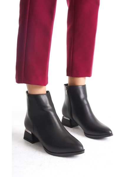 Kısa Topuklu Fermuarlı Sade Klasik Kısa Kadın Bot Bootie modelleri