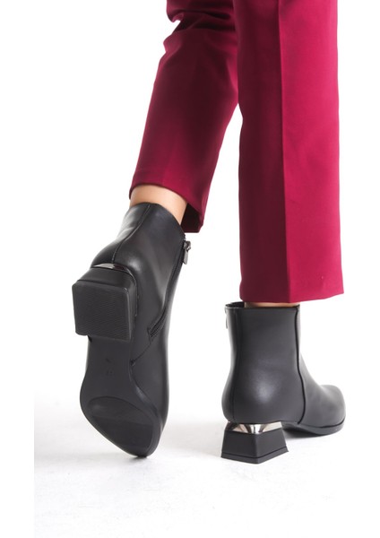 Kısa Topuklu Fermuarlı Sade Klasik Kısa Kadın Bot Bootie fırsatları