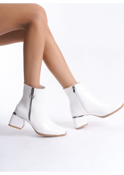 Parlak Rugan Fermuarlı Topukta Detaylı Kısa Sade Klasik Bot Bootie fiyatları