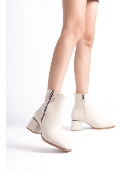 Deri Görünümlü Cilt Krem Fermuarlı Topukta Gümüş Detaylı Kısa Sade Klasik Bot Bootie