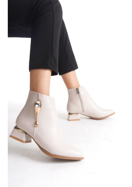 Kısa Topuklu Fermuarlı Metalli Taş Detaylı Kadın Bot Bootie