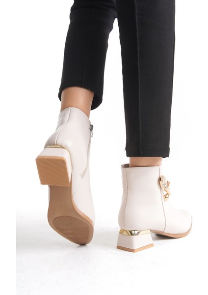 Kısa Topuklu Fermuarlı Metalli Taş Detaylı Kadın Bot Bootie fırsatları