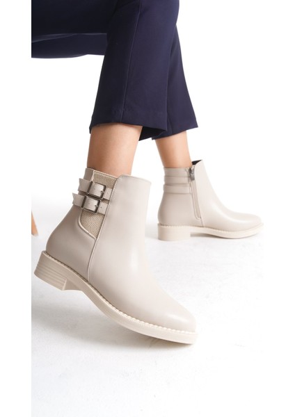 Alçak Taban Yandan Lastik ve Fermuarlı Çift Toka Detaylı Kadın Bot Bootie