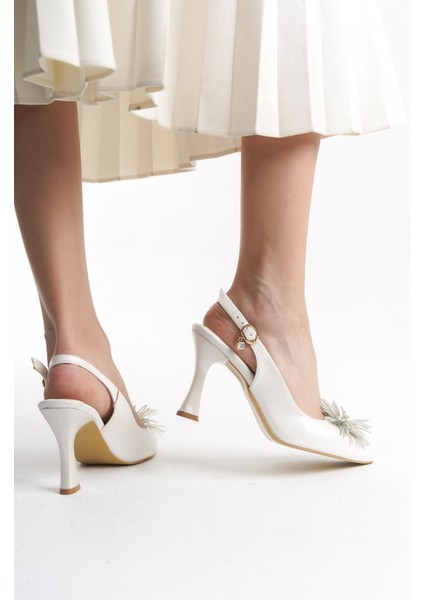 Önü Püsküllü Parlak Özel Rugan Yüksek Kadın Ince Topuklu Abiye Ayakkabı fırsatları