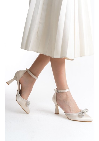 Bilekten Tokalı Saten Fiyonk Şeritli Yüksek Topuklu Kadın Abiye Ayakkabı modelleri
