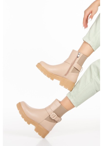 Nut Toka Detaylı Fermuarlı Arkası Streç Deri Görünümlü Günlük Kadın Bot Bootie