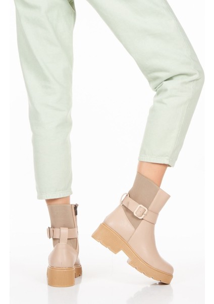 Nut Toka Detaylı Fermuarlı Arkası Streç Deri Görünümlü Günlük Kadın Bot Bootie fiyatları