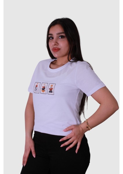 3 Tablo Beyaz Kadın T-Shirt