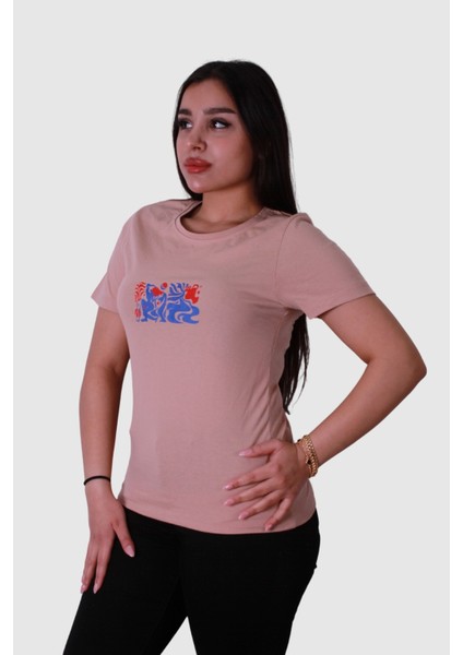 Mavi-Kırmızı Kova Baskı Bej Kadın T-Shirt Model 4 fiyatları