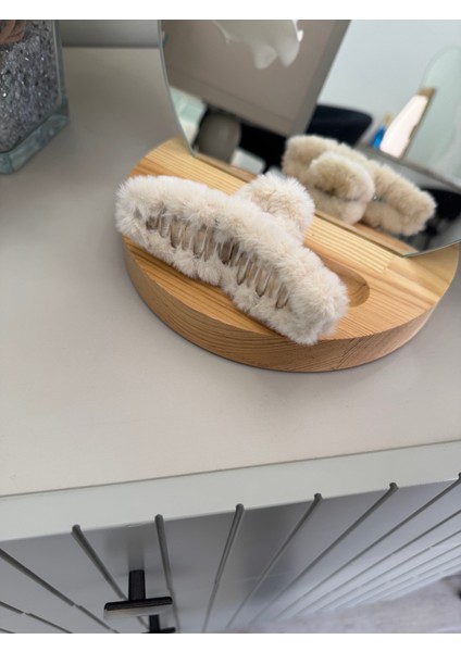 Krem Rengi Peluş Mandallı Toka
