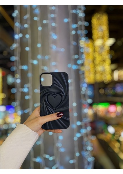 Apple iPhone 11 Uyumlu Kalp Figürlü Koruyucu Sert Silikon Kılıf