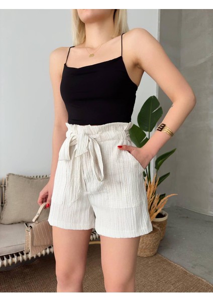 Beli Büzgülü Kuşaklı Mini Şort