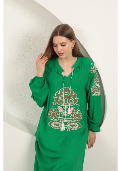 Viskon Kumaş Nakışlı Elbise-Yeşil modelleri