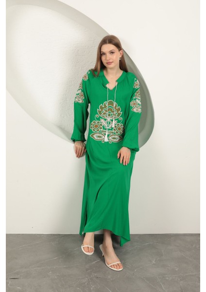 Viskon Kumaş Nakışlı Elbise-Yeşil indirimleri