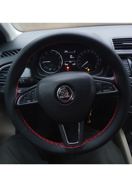Dikişli Direksiyon Kılıfı Siyah Deri Kırmızı Dikişli Skoda Fotoğraftaki Direksiyona Uygundur